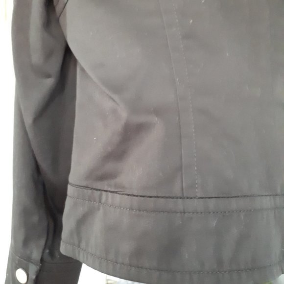 Jacket with matching Skirt  -Black - Size 10 Cdn. /Size 8 US/ EU42 - Apriori - Picture 8 of 12